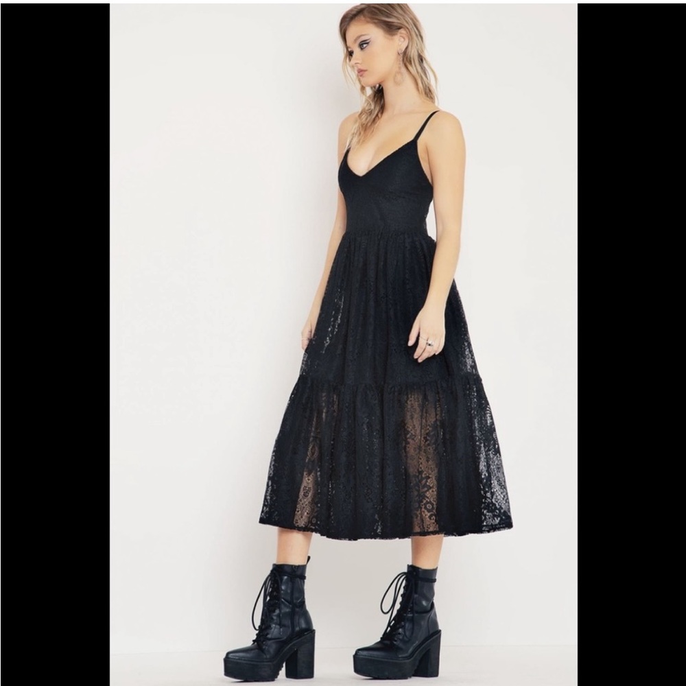 Blackmilk Immortal Lace Midaxi Dress NWOT L